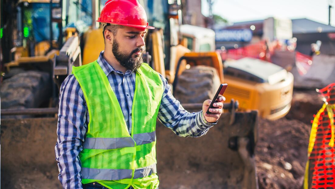 Consulta tus semanas cotizadas en el ISSSTE (Foto: Canva)