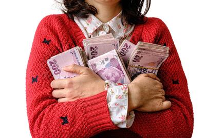 ¿Mi pareja debe saber cuánto dinero gano de sueldo? Esta respuesta es todo lo que necesitas