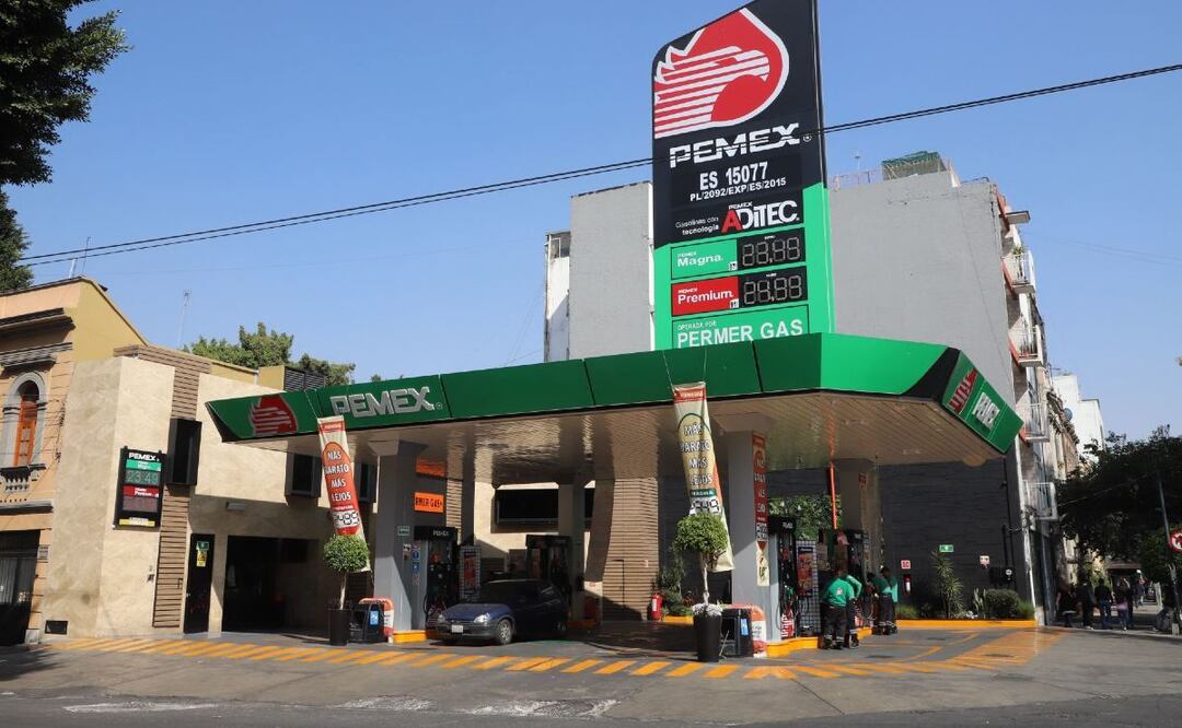 ¡No más litros incompletos! La guía definitiva de la Profeco para cargar gasolina sin ser estafado. (Foto: Cuartoscuro)