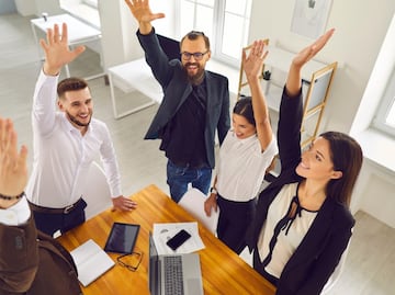 Por qué algunos alcanzan sus metas y otros no, analizamos los 5 principios universales para el éxito personal