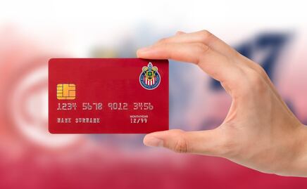 ¿Chivas del Bienestar? Conoce la tarjeta de débito del Rebaño Sagrado “Lana Rojiblanca”