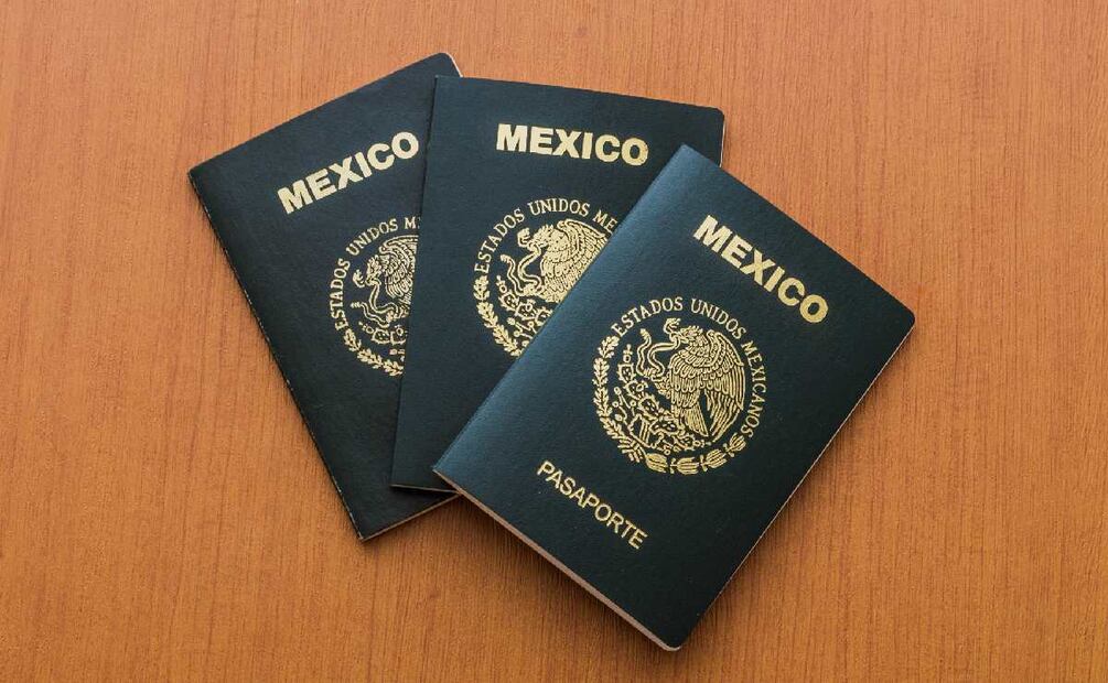 ¿Qué precio tiene el pasaporte mexicano en 2025? (Foto: DeDinero)