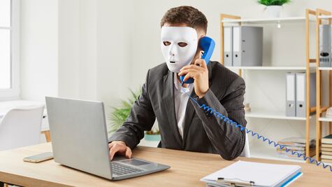 Ofrecen préstamos irresistibles y terminan robándote: Alertan fraude con suplantación de identidad